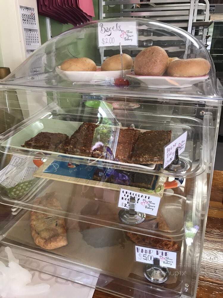 Three Heart Bakery - Rogers City, MI