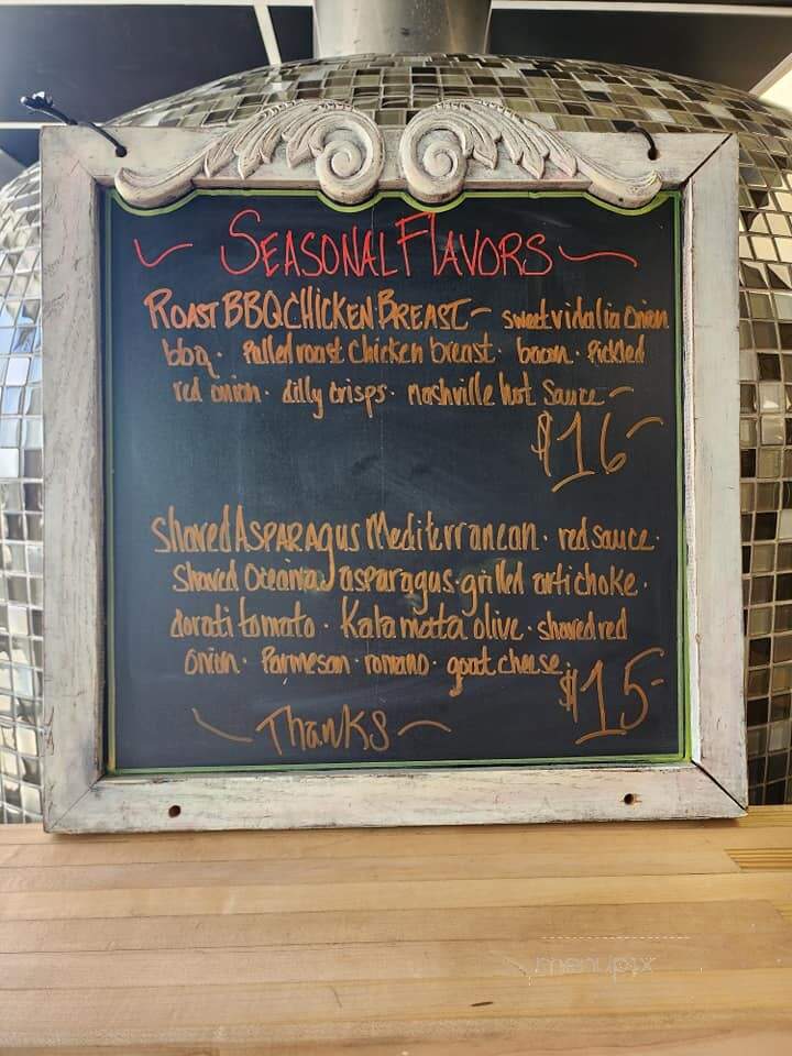 Rolling Stone Wood Fired Pizza - Muskegon, MI